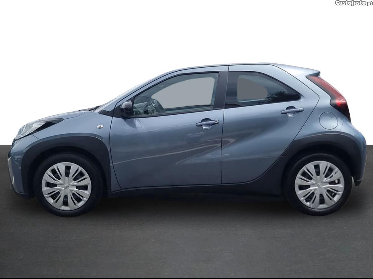 Toyota Aygo X 1.0 Play — fotografia 13
