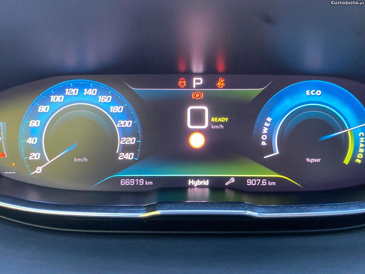 Peugeot 3008 1.6 Hybrid GT e-EAT8 — fotografia 8