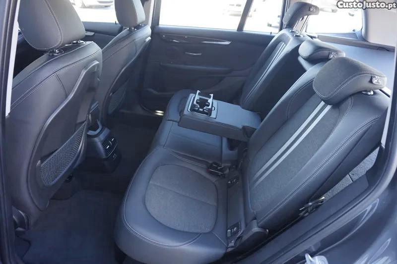 BMW 216 Gran Tourer d Aut. Advantage — fotografia 16