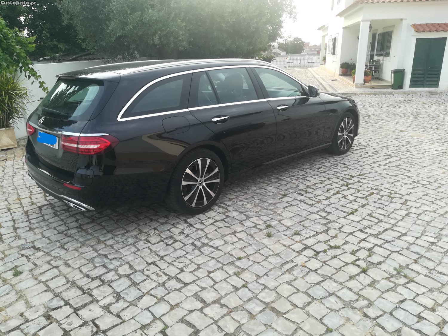 Mercedes-Benz E 300 DE plug-in hybrid diesel — fotografia 7