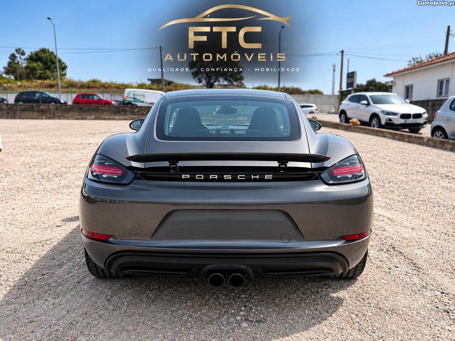 Porsche Cayman 2.0 Style Edition PDK — fotografia 10