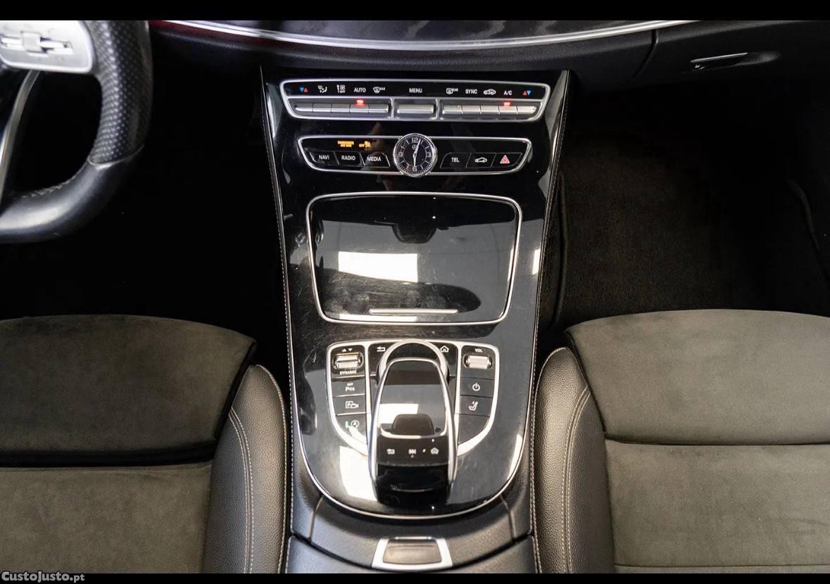 Mercedes-Benz E 220 E — fotografia 4
