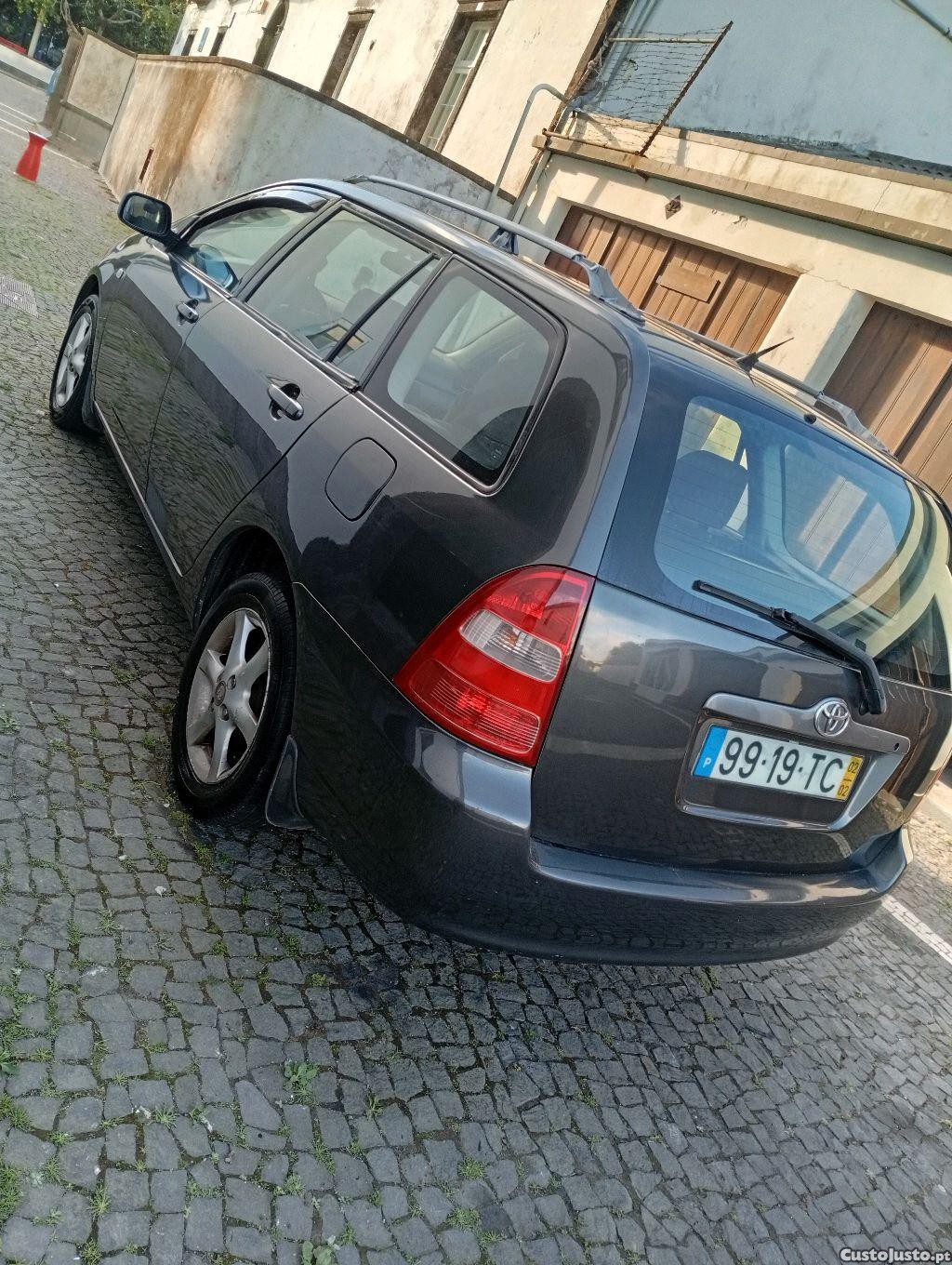 Toyota Corolla liftbek — photo 4