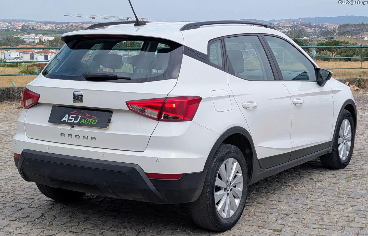 SEAT Arona 1.6 tdi style — fotografia 15