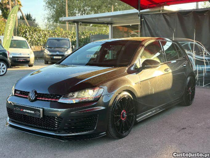 Volkswagen Golf VII GTI — fotografia 4