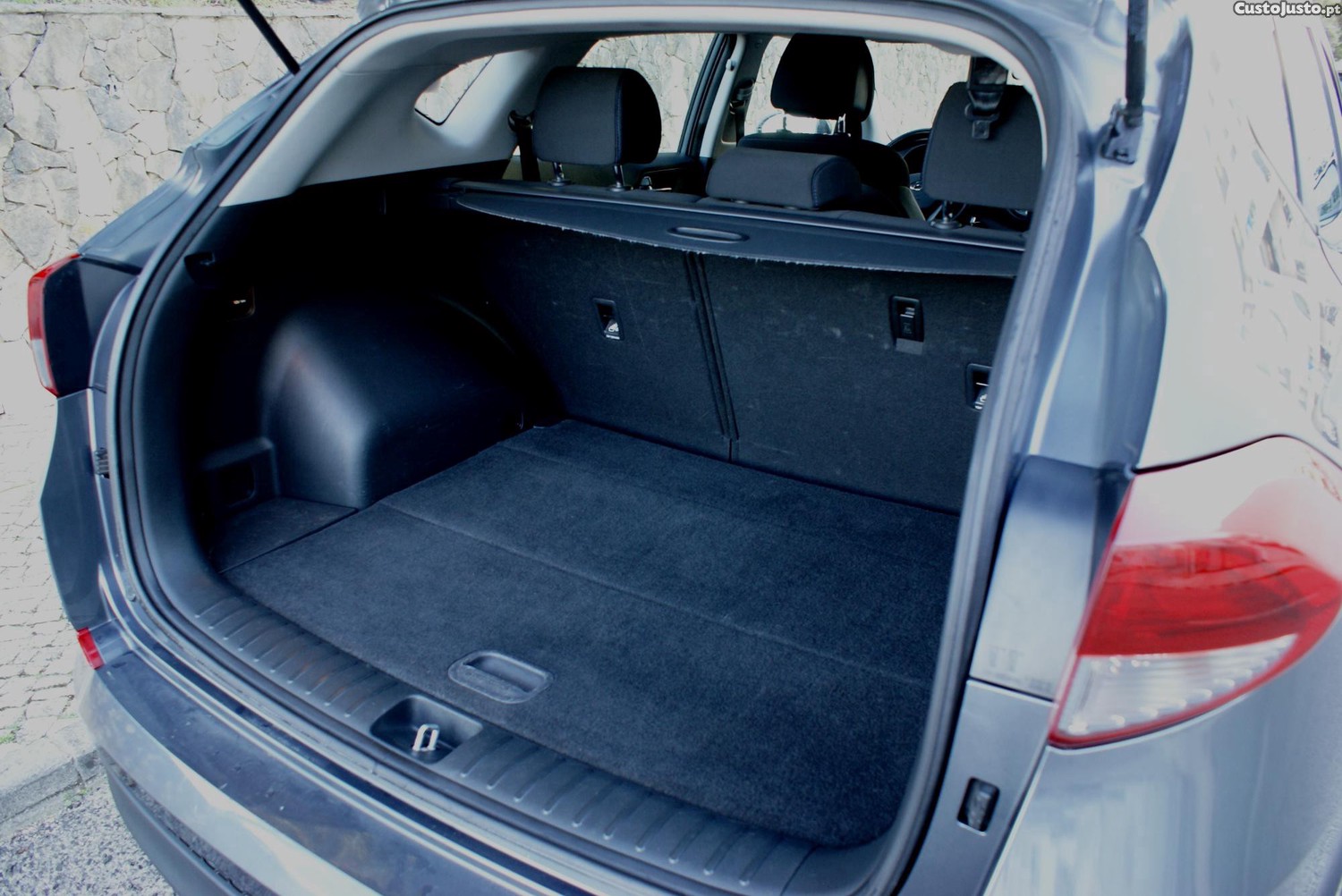 Hyundai Tucson 1.7 CRDi Creative Plus — fotografia 6