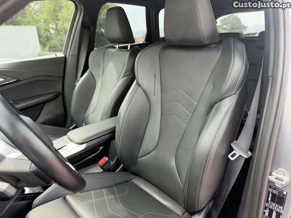 BMW X1 18d xLine SDrive - 22 — photo 4
