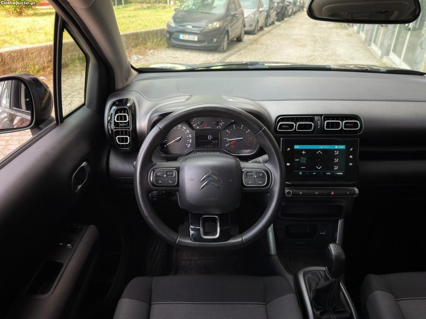 Citroën C3 Aircross 1.2 PureTech Feel — fotografia 16