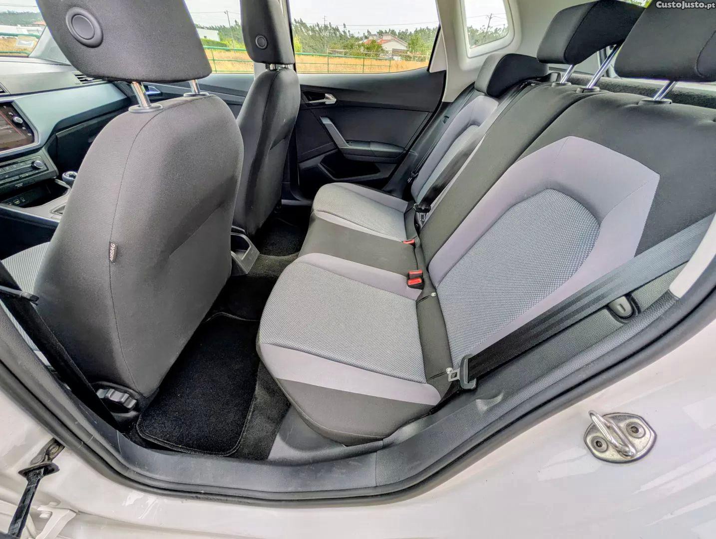 SEAT Arona 1.6 tdi style — fotografia 12
