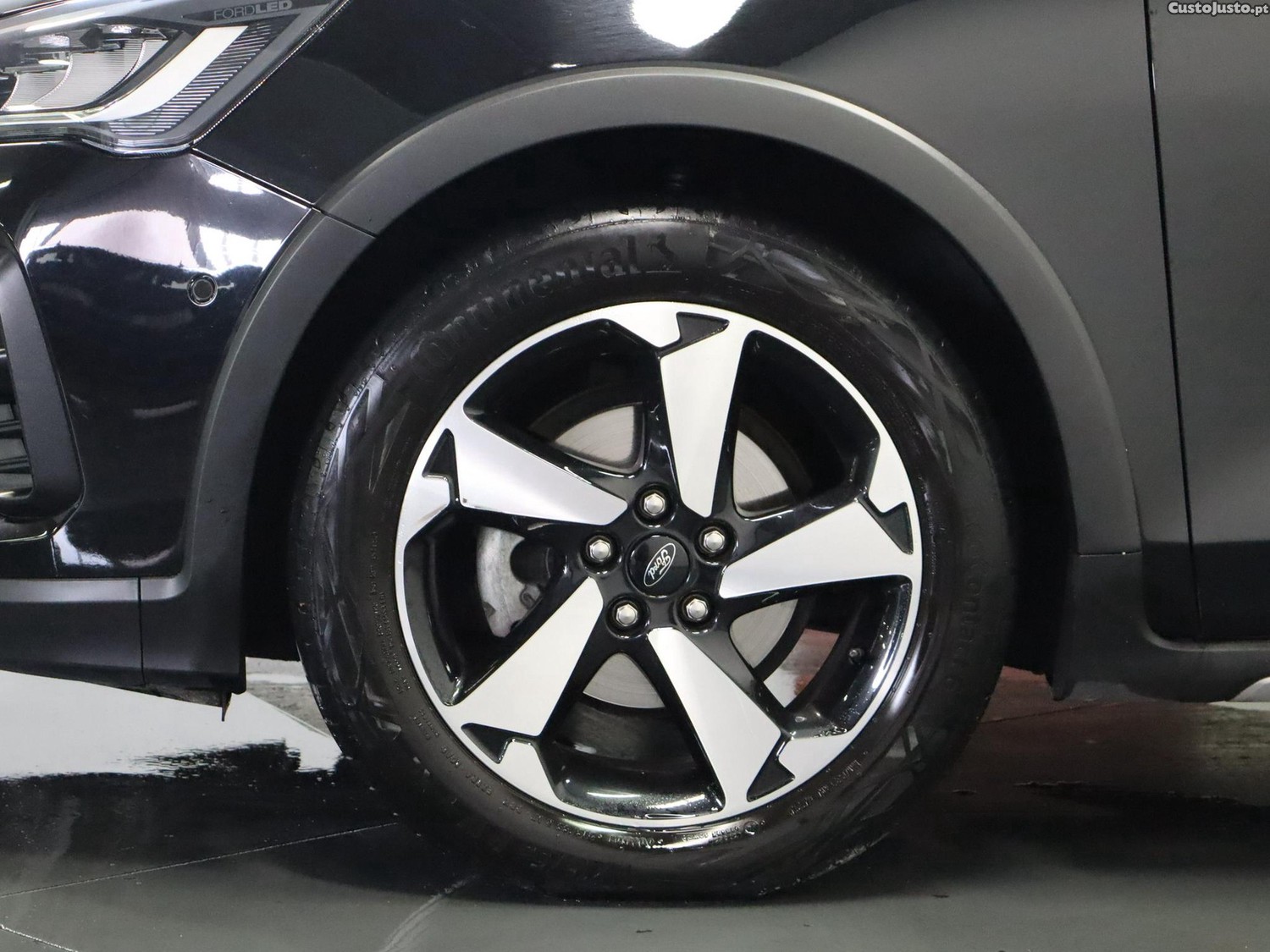 Ford Focus SW 1.0 EcoBoost MHEV Active X - 25 — photo 5