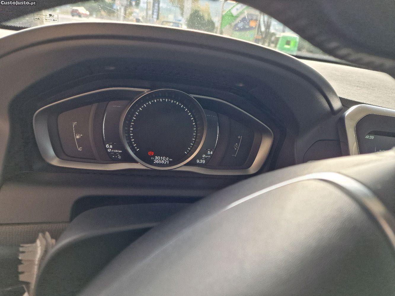 Volvo XC 60 Ocean Raice — fotografia 4