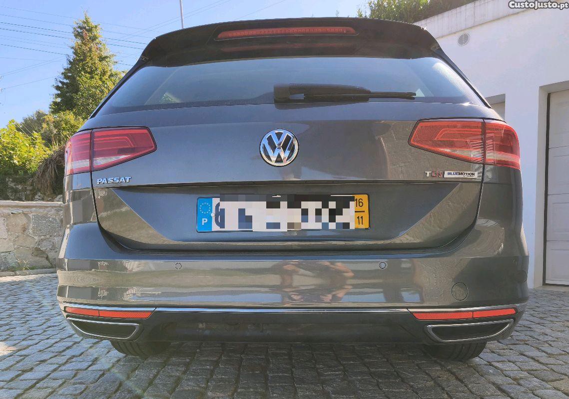 VW Passat Variant Bluemotion — photo 4