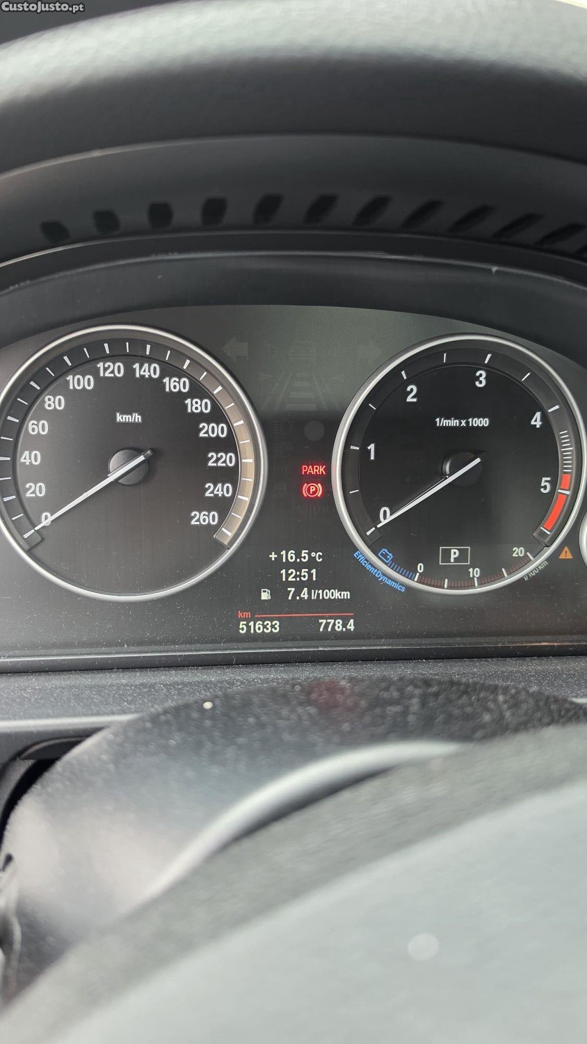 BMW 520 F11 — fotografia 3