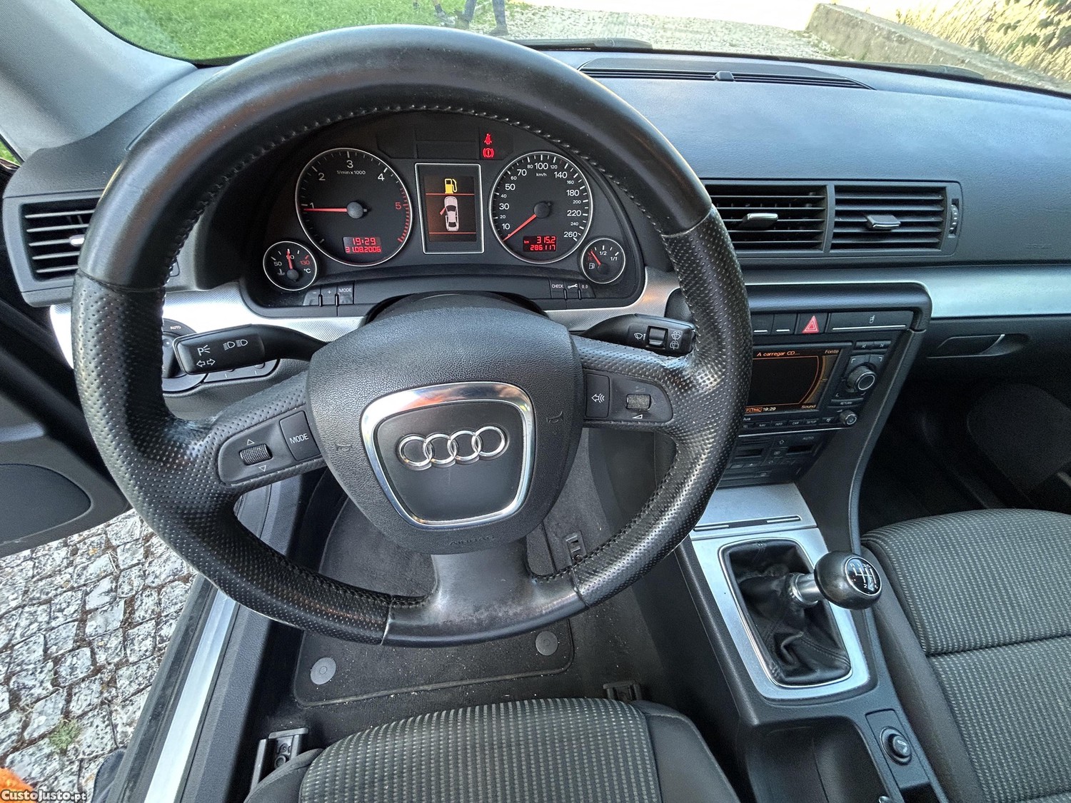 Audi A4 Avant s-line — fotografia 4