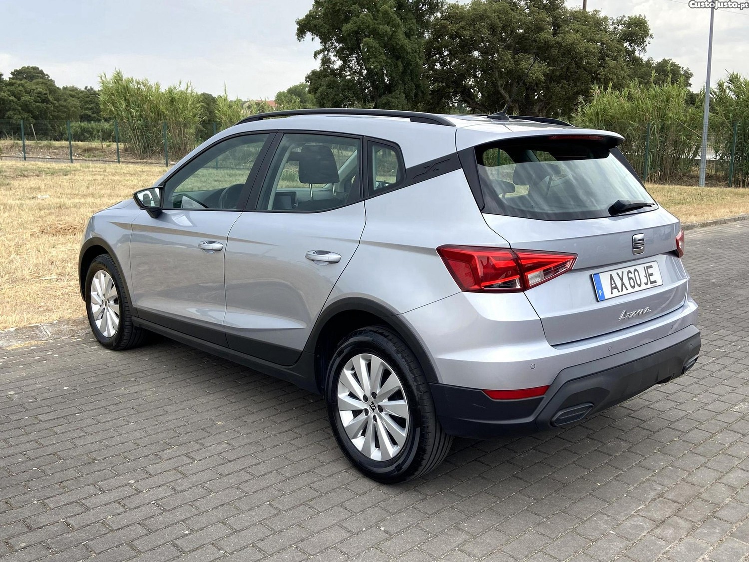 SEAT Arona 1.0 TSI Style — fotografia 17