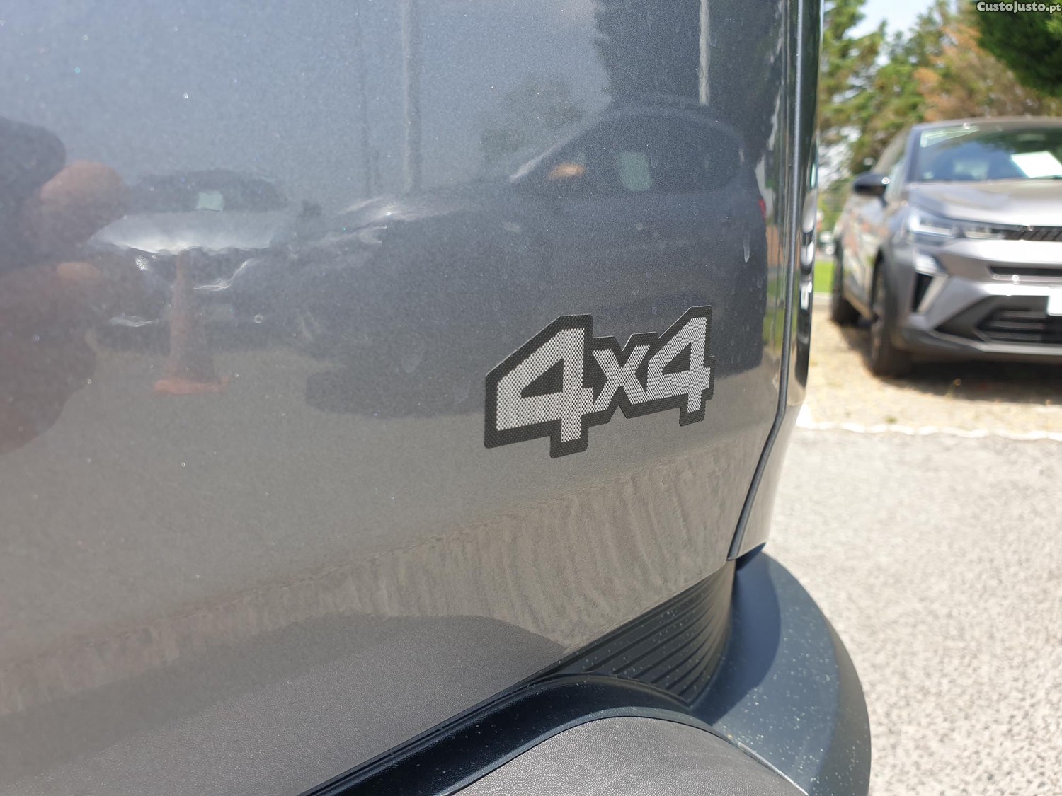 Dacia Duster 1.2 Hybrid-G Extreme 4x4 — fotografia 10