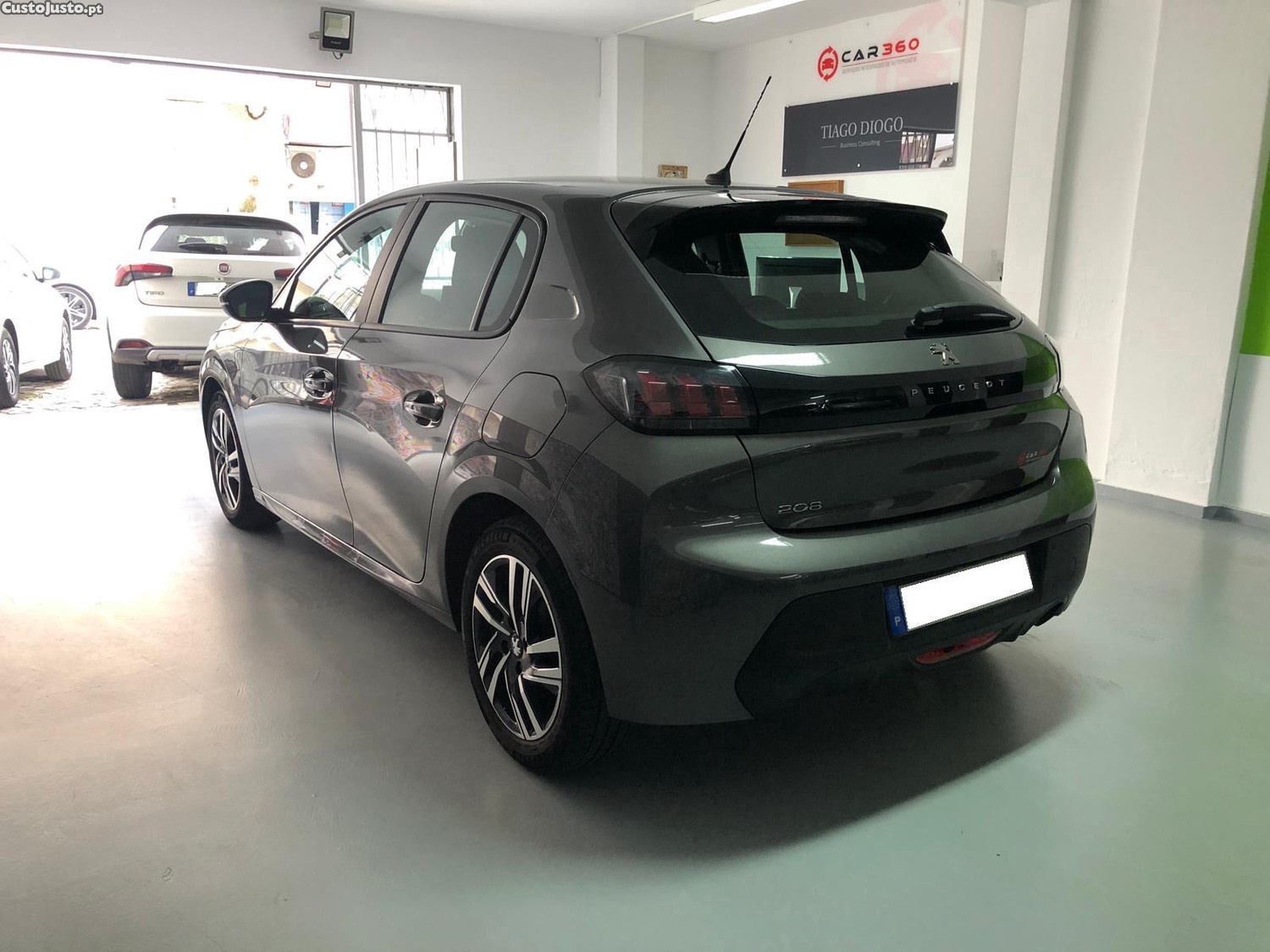 Peugeot 208 1.2 Puretech Active Pack - 23 — photo 3
