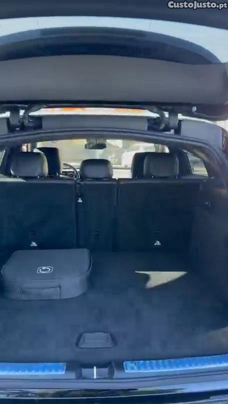 Mercedes-Benz EQC 4 Matic — fotografia 4
