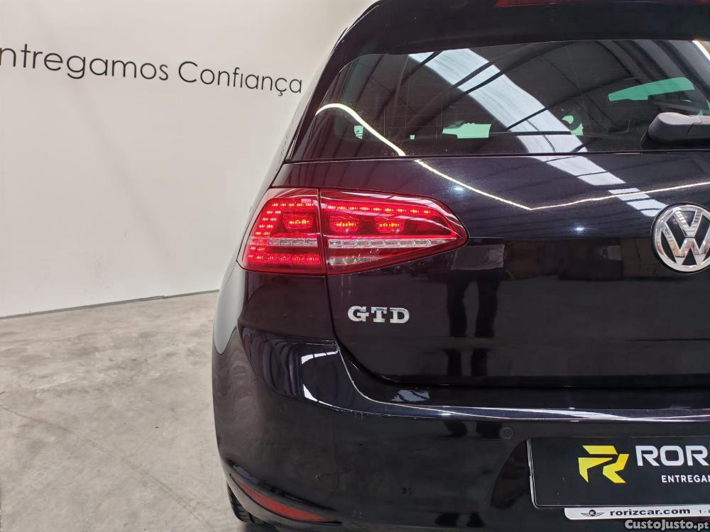 Volkswagen Golf 2.0 TDI GTD DSG — fotografia 5