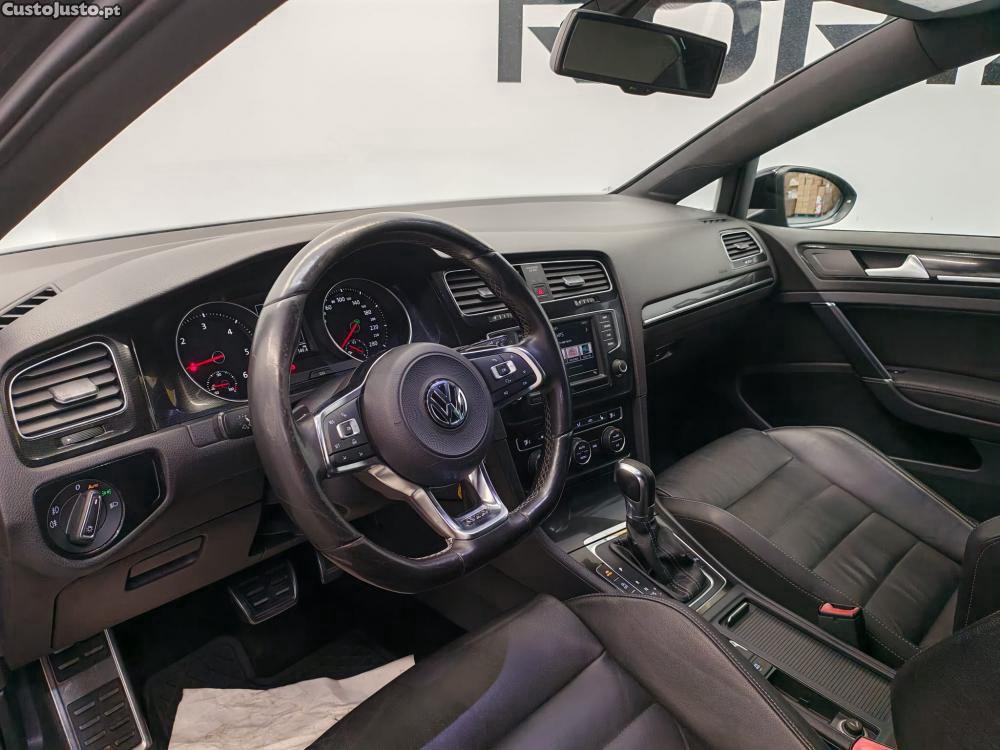 Volkswagen Golf 2.0 TDI GTD DSG — fotografia 16