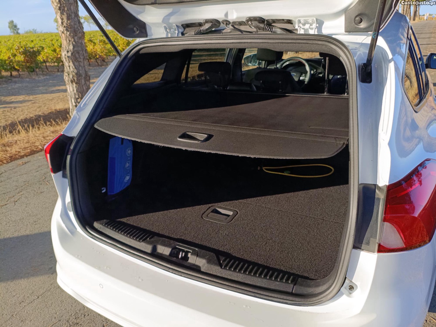Ford Focus SW st-line - 19 foto 5
