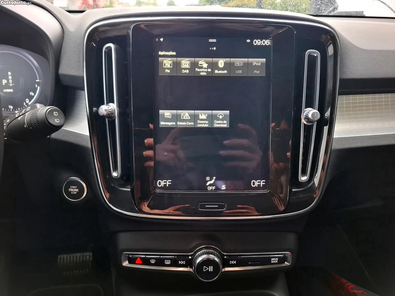 Volvo XC 40 1.5 T5 PHEV Inscription Expression — fotografia 2