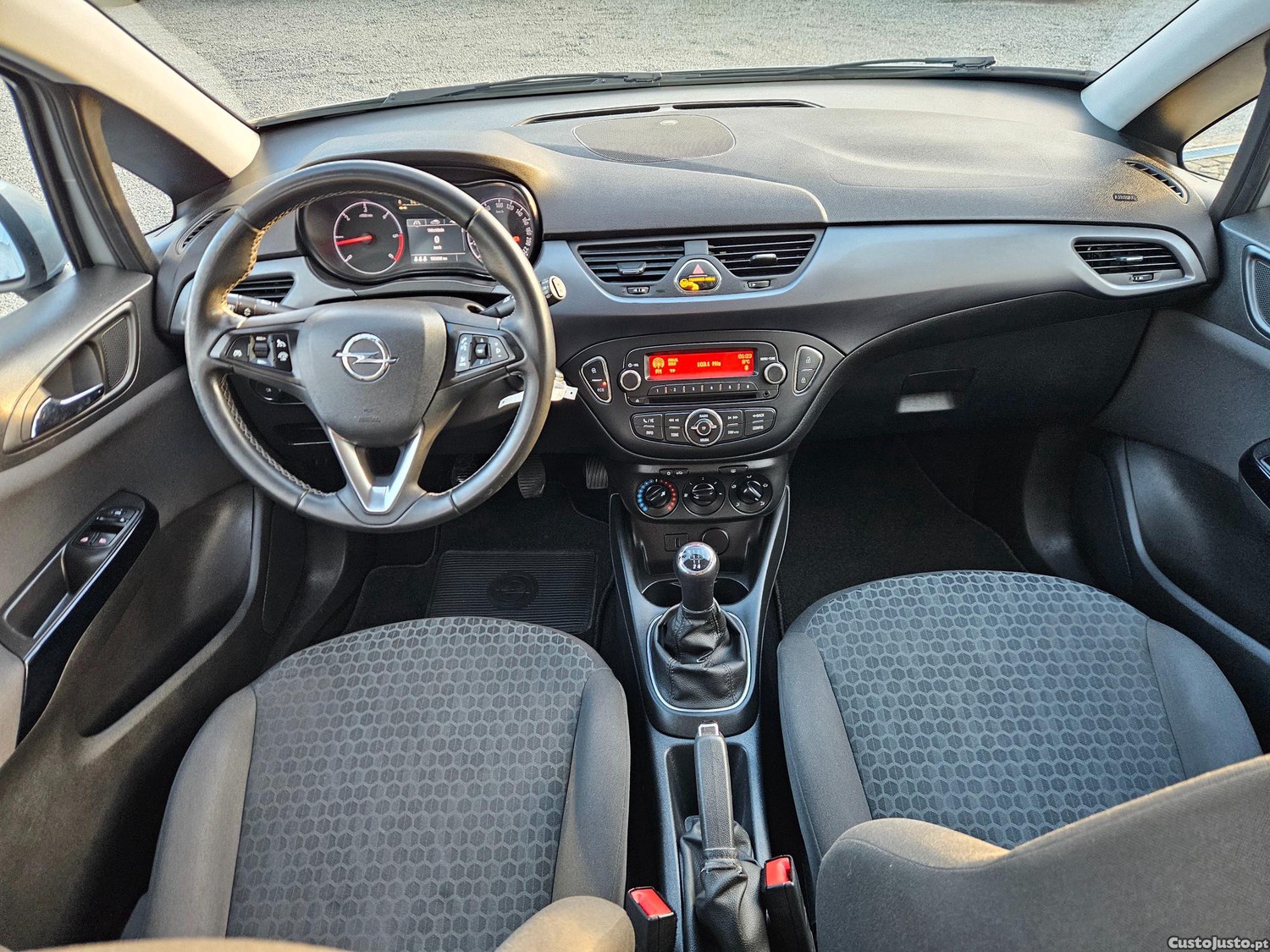 Opel Corsa E 1.3 CDTI Business Edition — fotografia 7