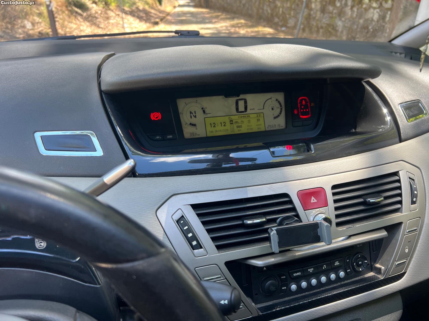 Citroën C4 Grand Picasso Exclusivo - 10 — photo 2