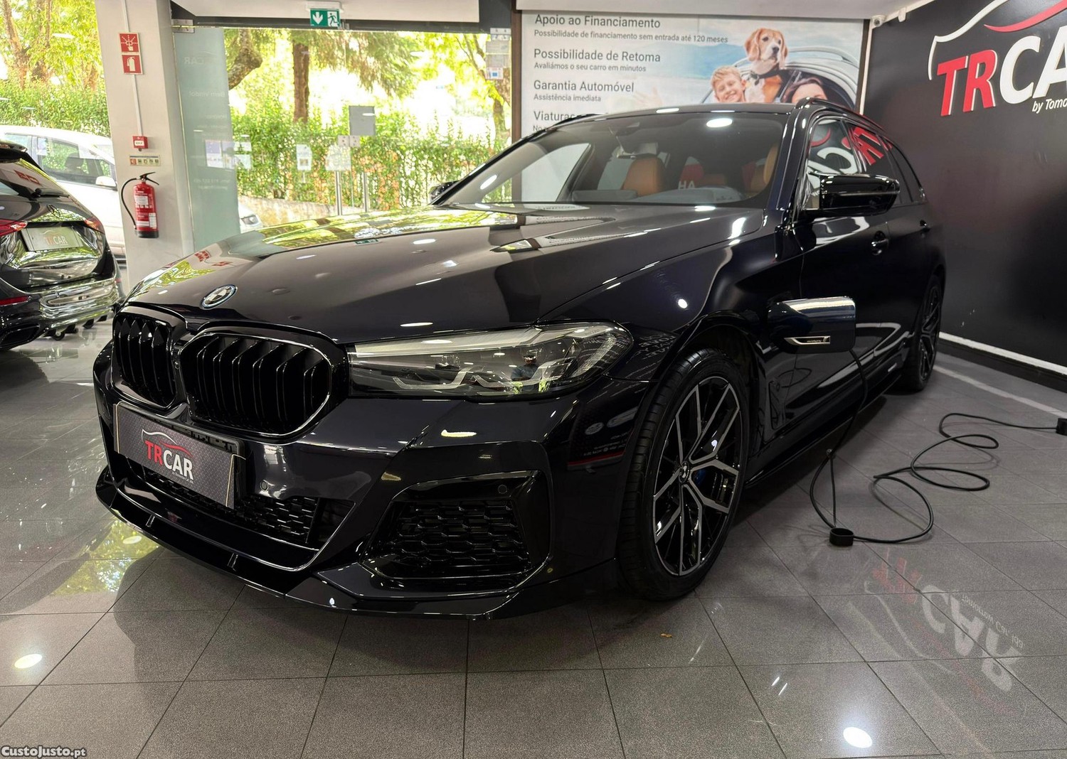 BMW 520 e Pack M - 22 — photo 4