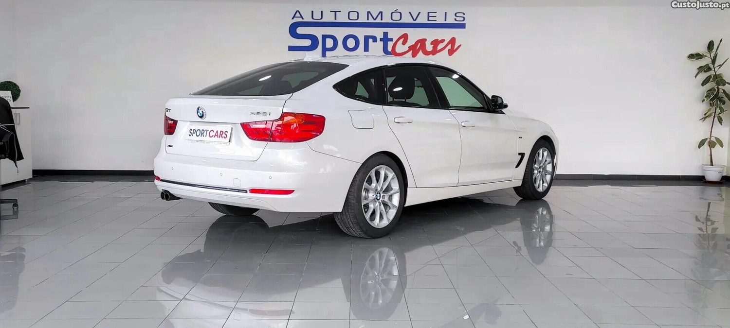 BMW 328 i Auto Line Sport — fotografia 30