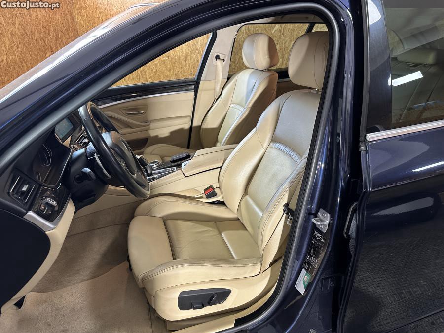 BMW 520 d Line Luxury Auto — fotografia 11