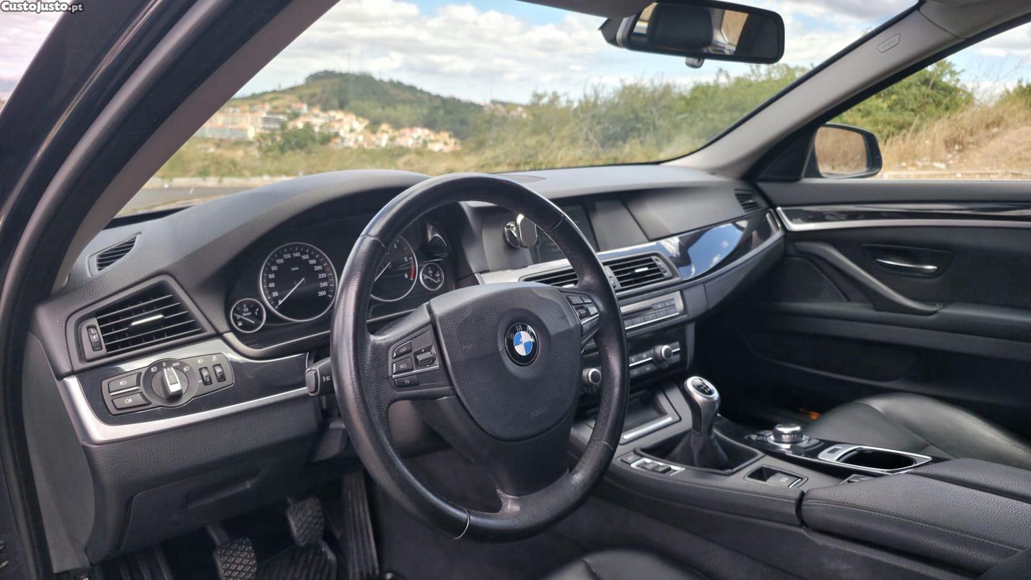 BMW 520 Touring — photo 5