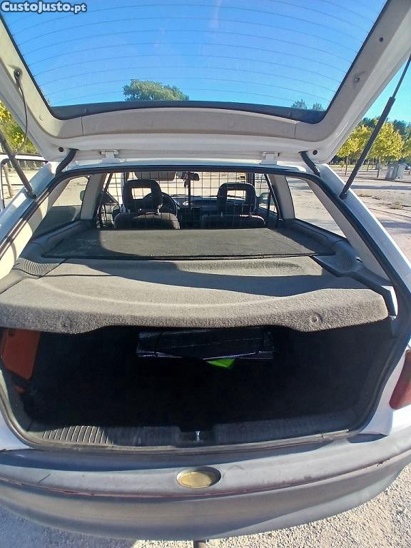Opel Astra F VAN 1.7 TD — fotografia 2