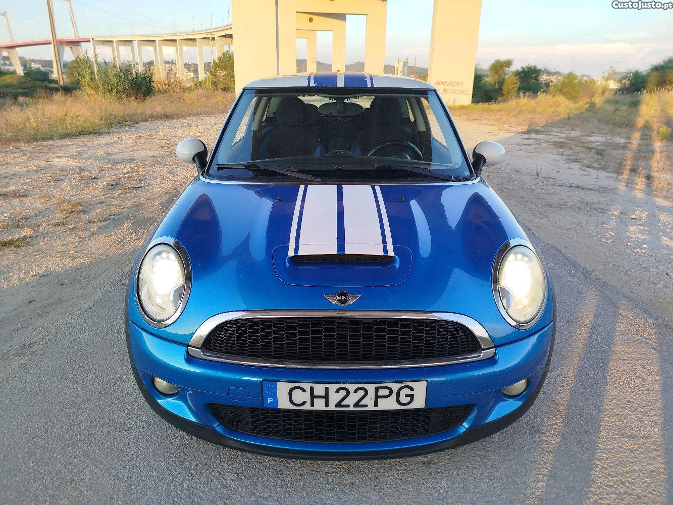 MINI Cooper s — photo 2