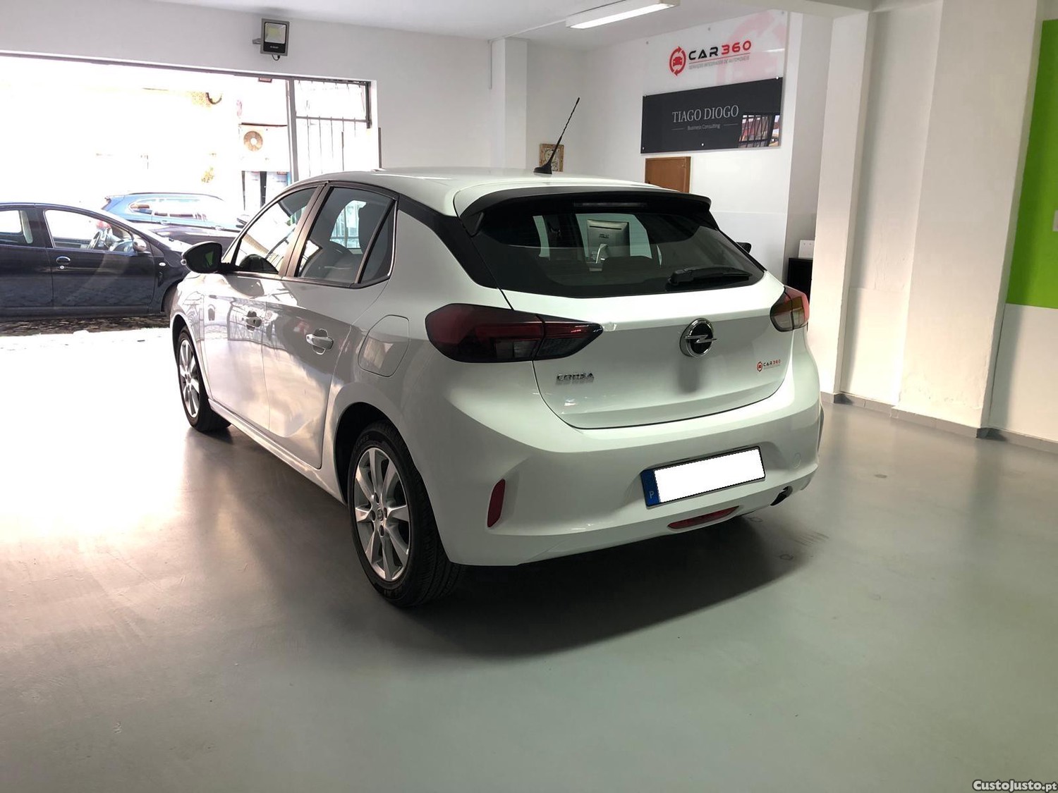 Opel Corsa 1.2 Edition — photo 3