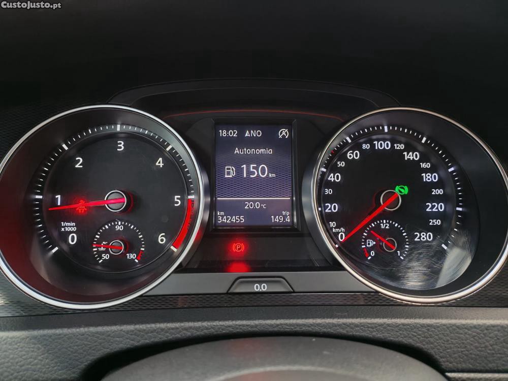 Volkswagen Golf 2.0 TDI GTD DSG — fotografia 9