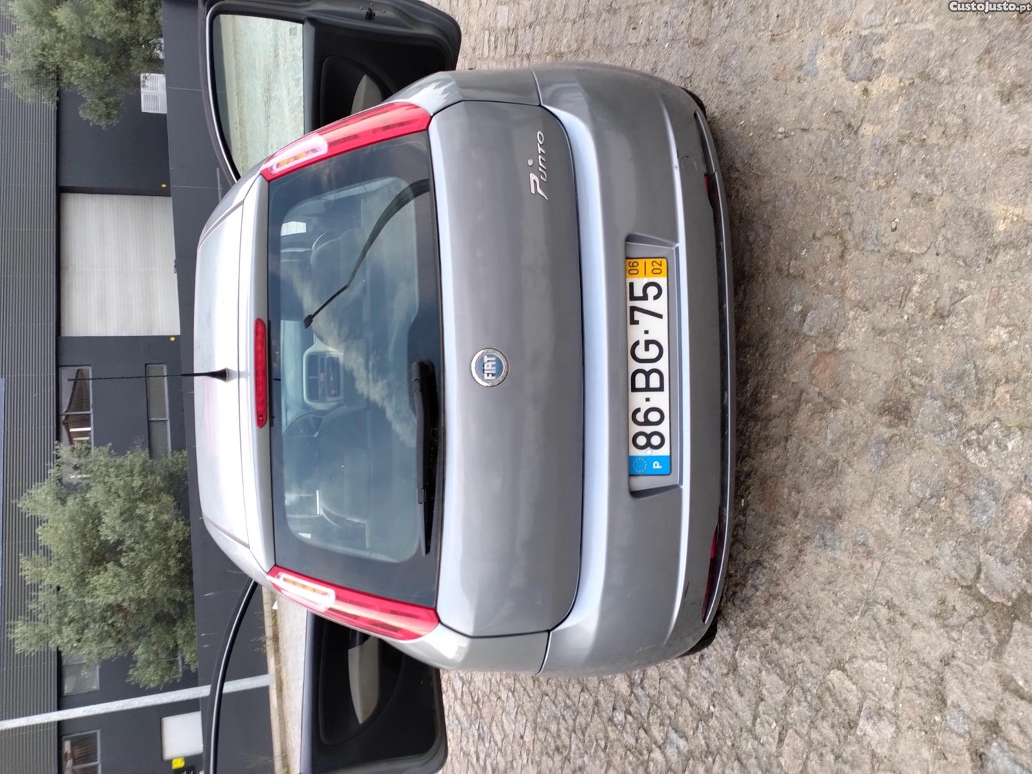 Fiat Punto 1.3 cdti — fotografia 3