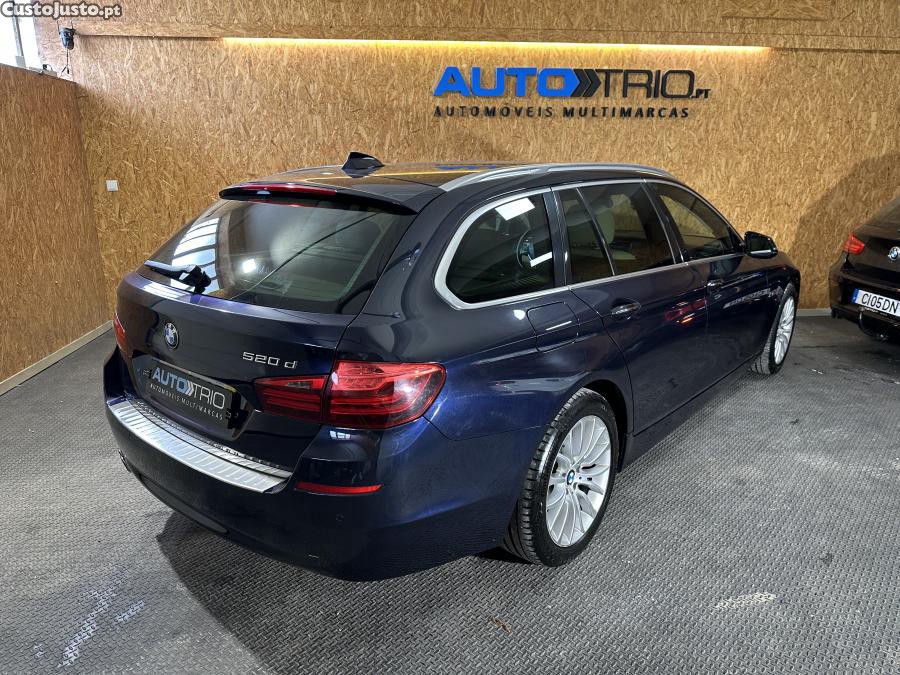 BMW 520 d Line Luxury Auto — fotografia 17