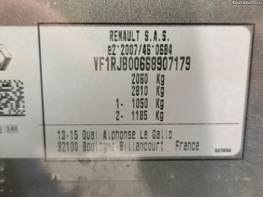 Renault Captur 1.6 E-Tech Plug-In Intens 160cv — fotografia 11