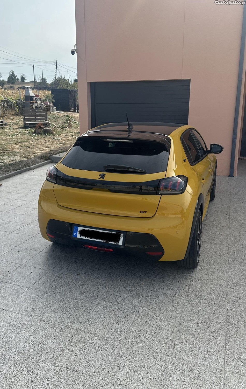 Peugeot e-208 Gt - 22 — photo 4