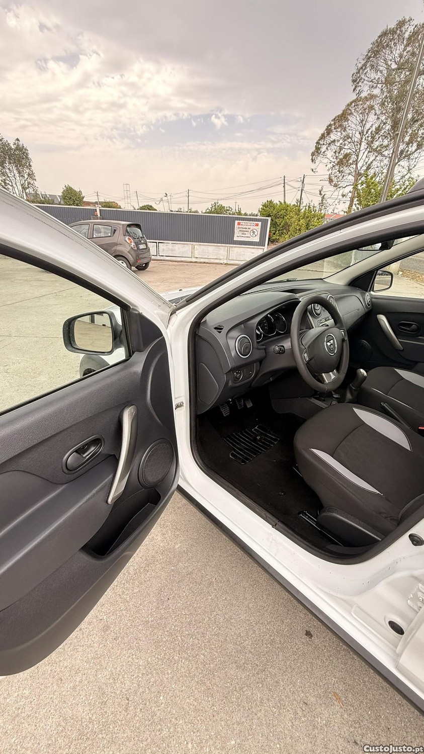 Dacia Sandero Stepway 0.9 TCe de 2015 — fotografia 9