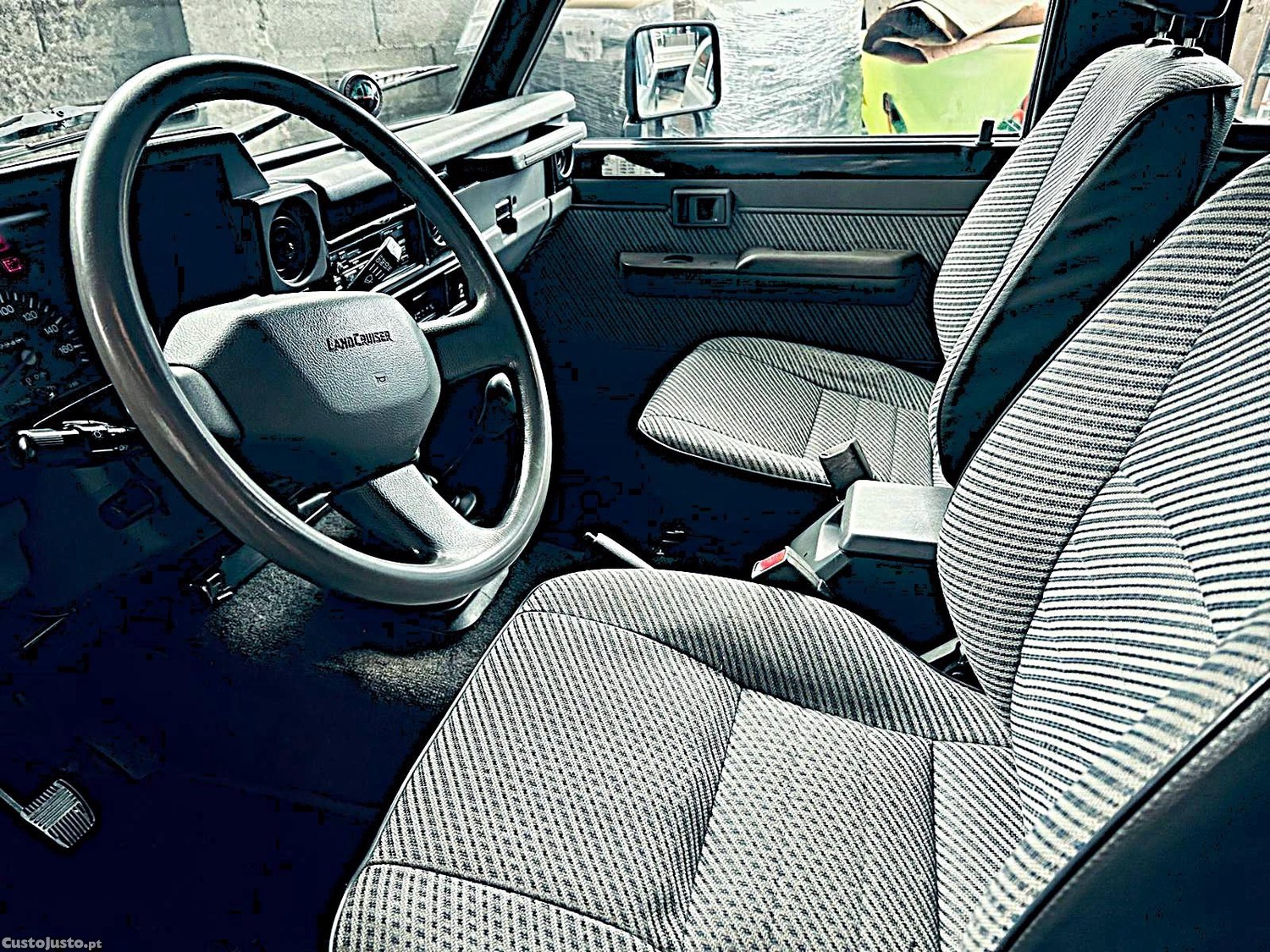 Toyota Land Cruiser VKZJ70 — fotografia 7