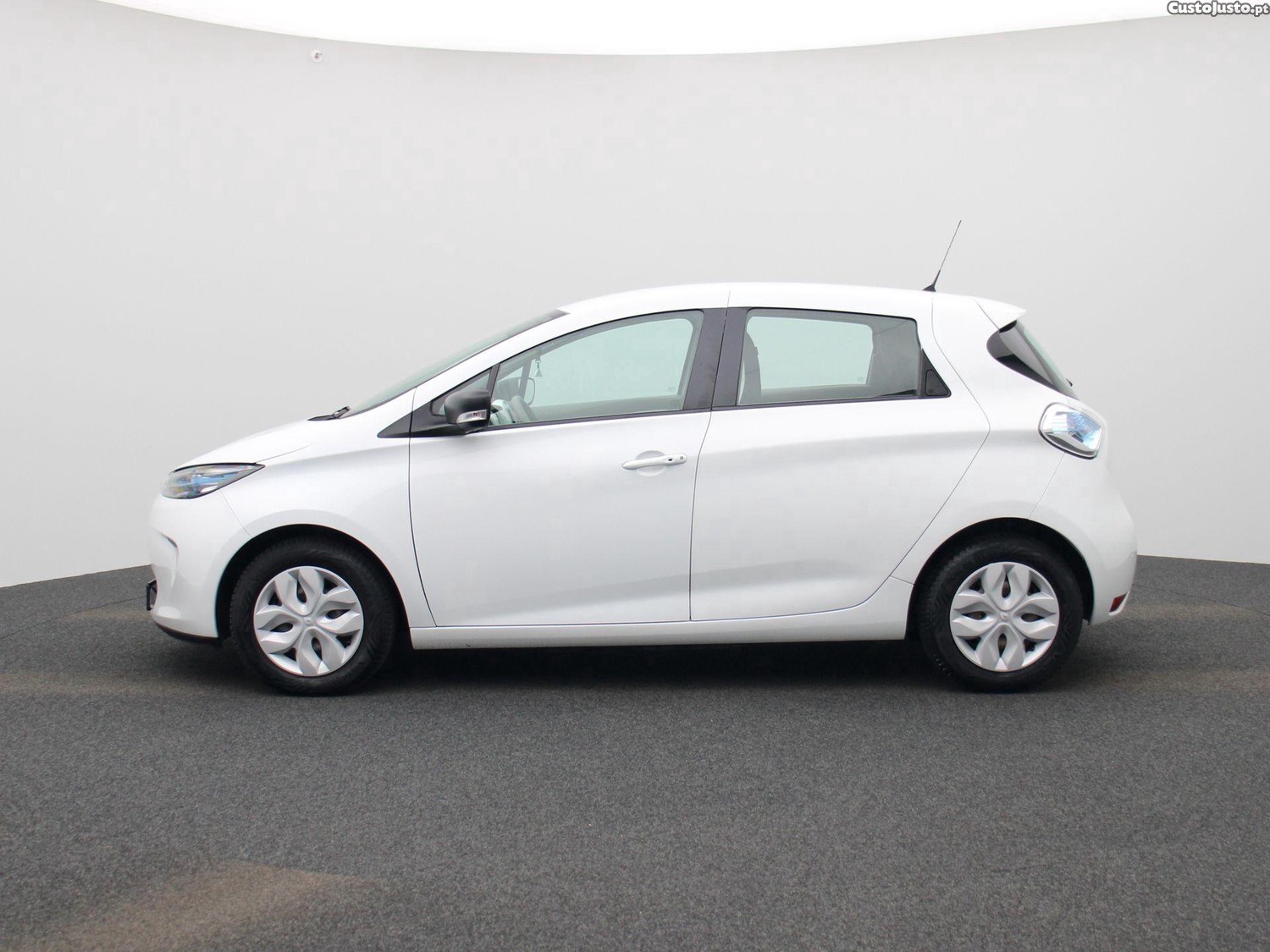 Renault Zoe 40 R90 LIFE (BATERIAS PROPRIAS) — photo 3