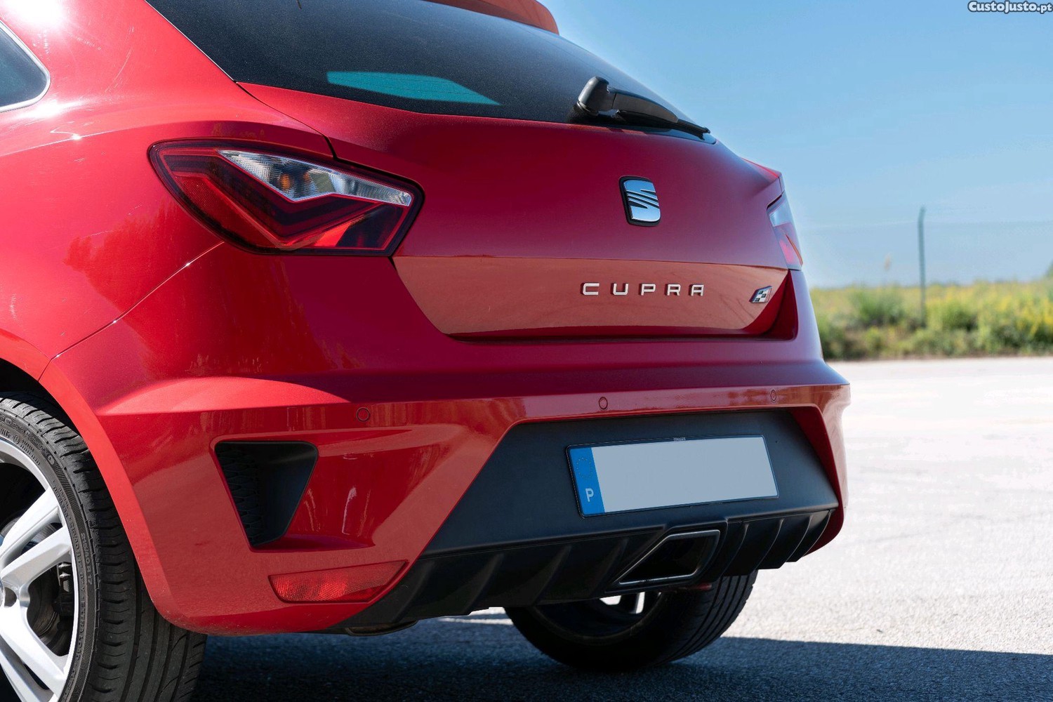 SEAT Ibiza Cupra DSG — fotografia 7