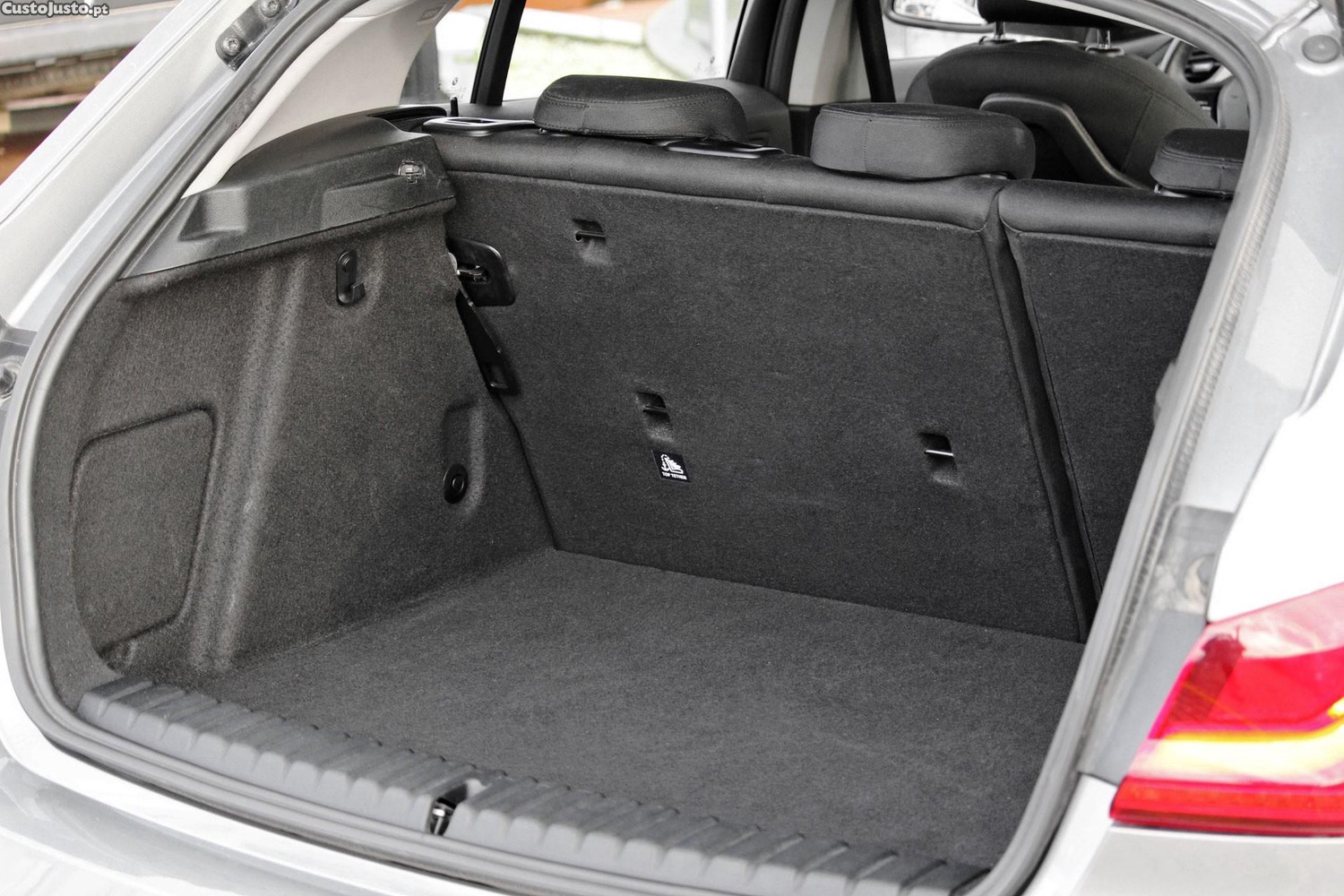 BMW 116 d Advantage Auto — fotografia 18