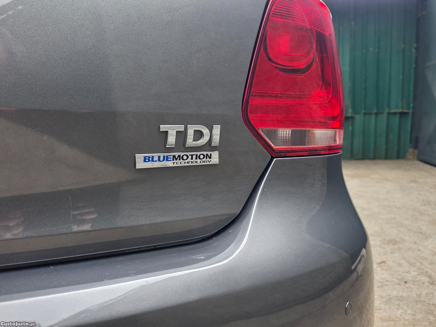 Volkswagen Golf 1.6TDI BLUEMOTION — fotografia 2
