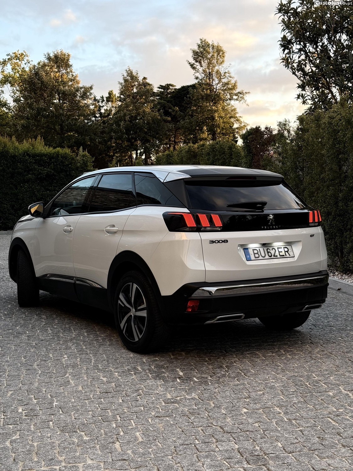 Peugeot 3008 PureTech 130 Stop & Start GPF Allure Pack — fotografia 7