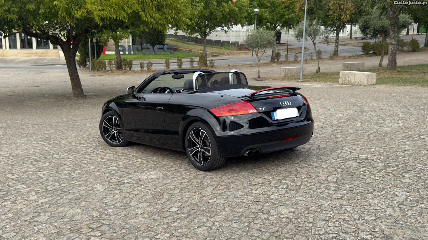 Audi TT Roadster — photo 5