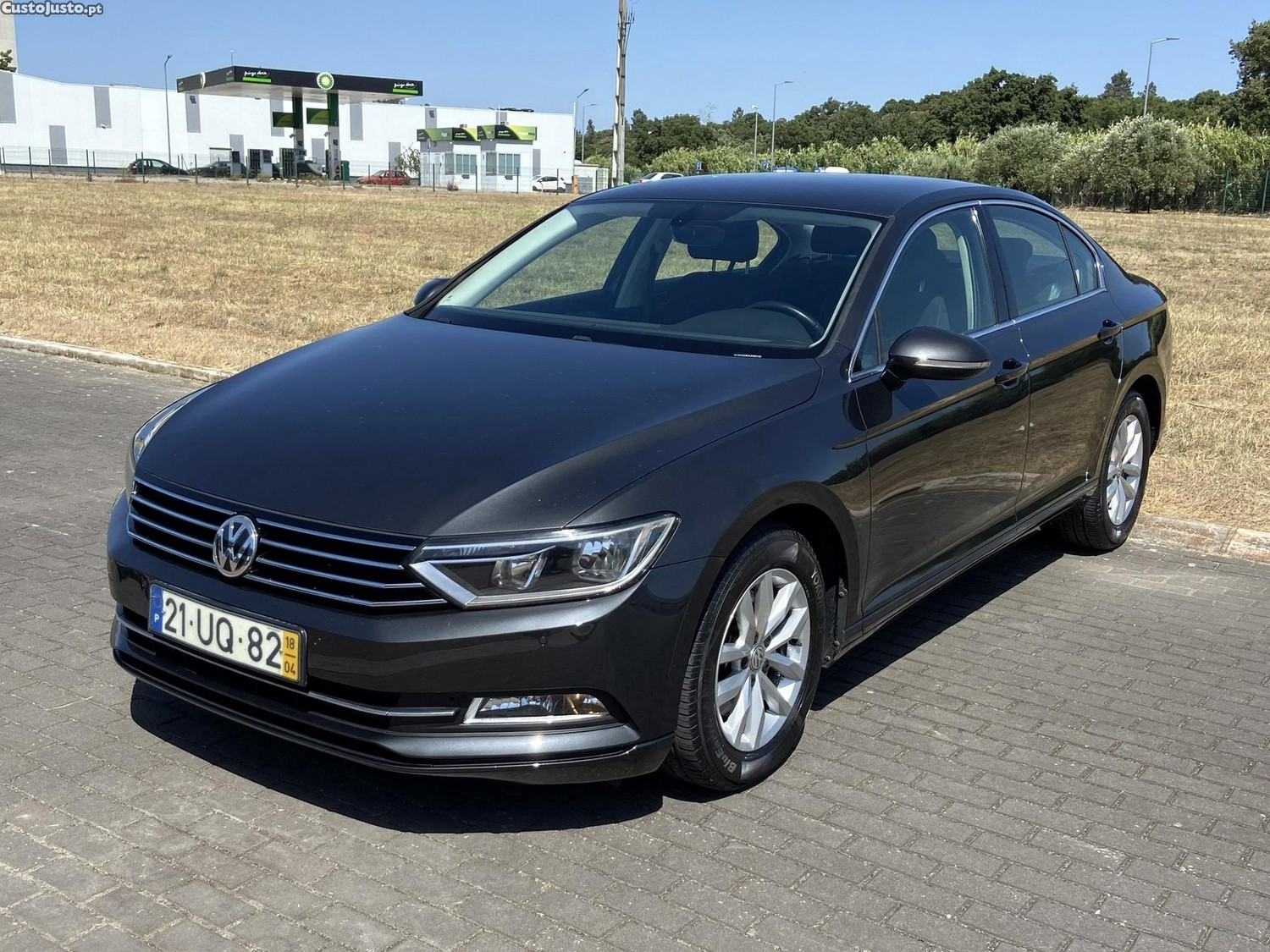 VW Passat 1.6 TDi Confortline — photo 2