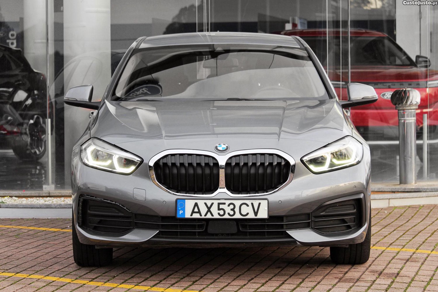 BMW 116 d Advantage Auto — fotografia 21